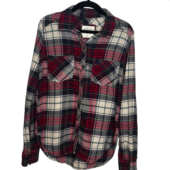 Abercrombie & Fitch Red and Black Plaid Button-Up Shirt women’s Small - Picture 1 of 4